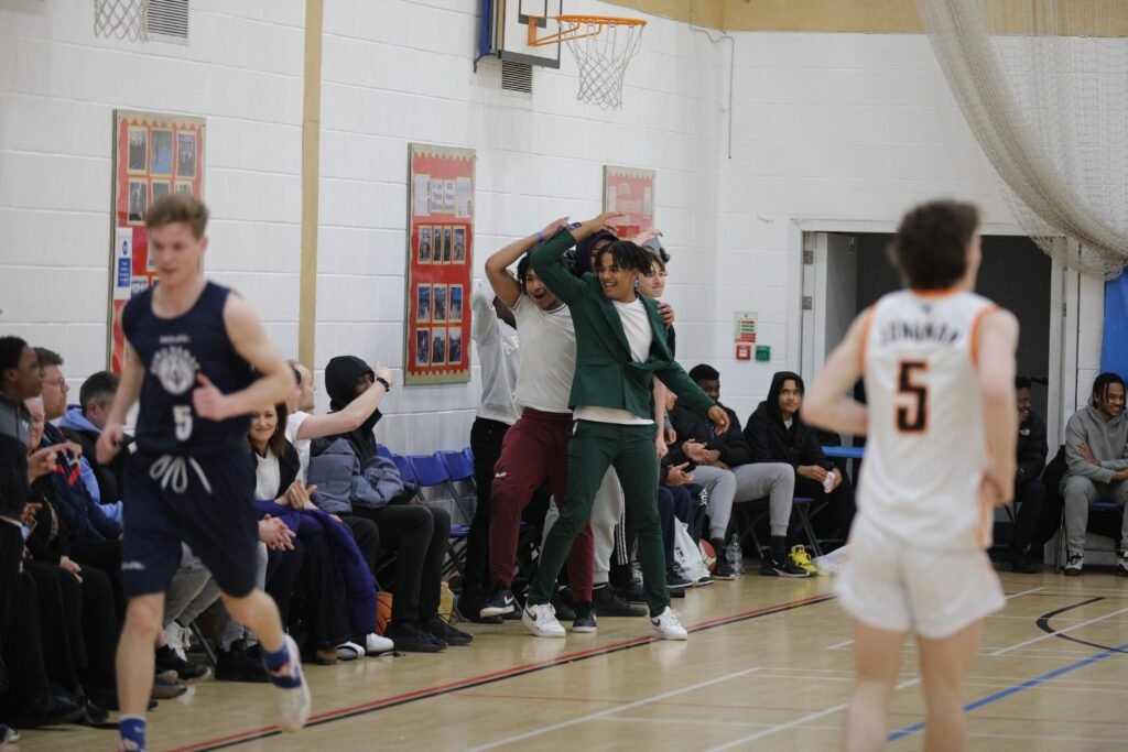 Get dunked on!